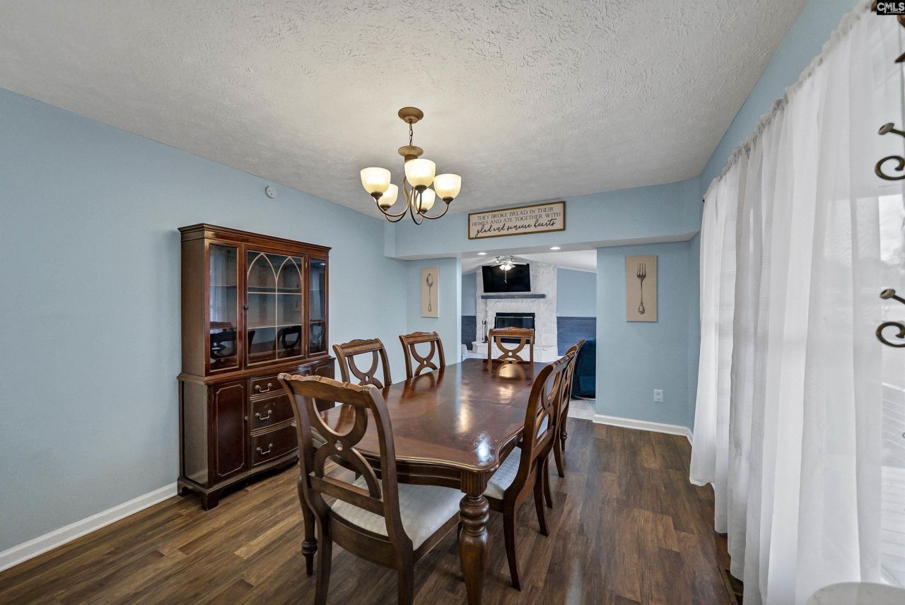 4652 Two Notch Road Photo 7