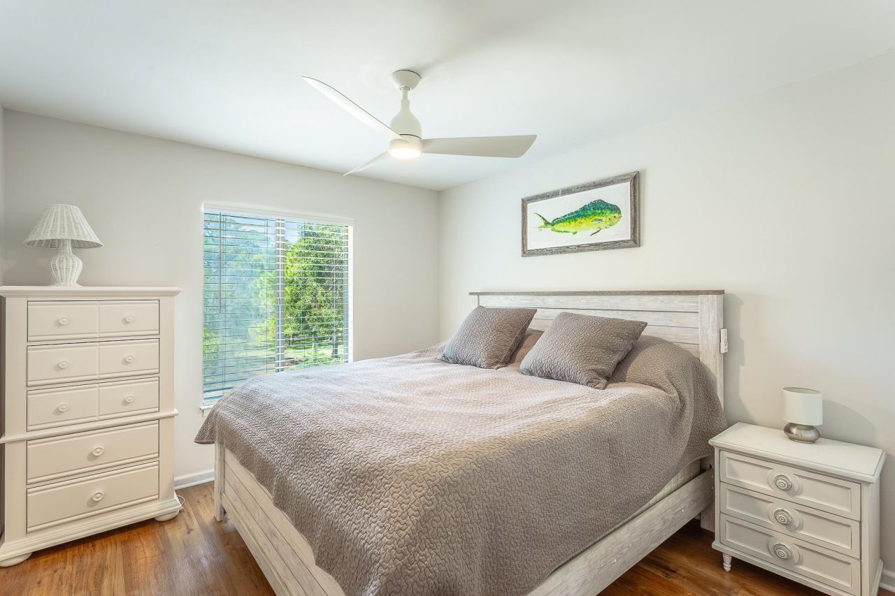 203 Harbor Circle, Alligator Point, FL 32346 Photo