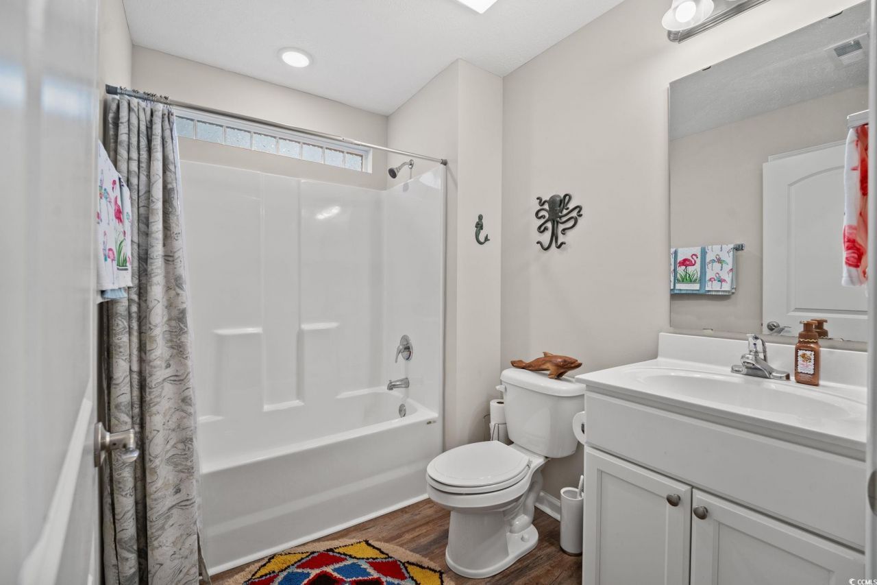 652 Sun Colony Blvd. Photo 23