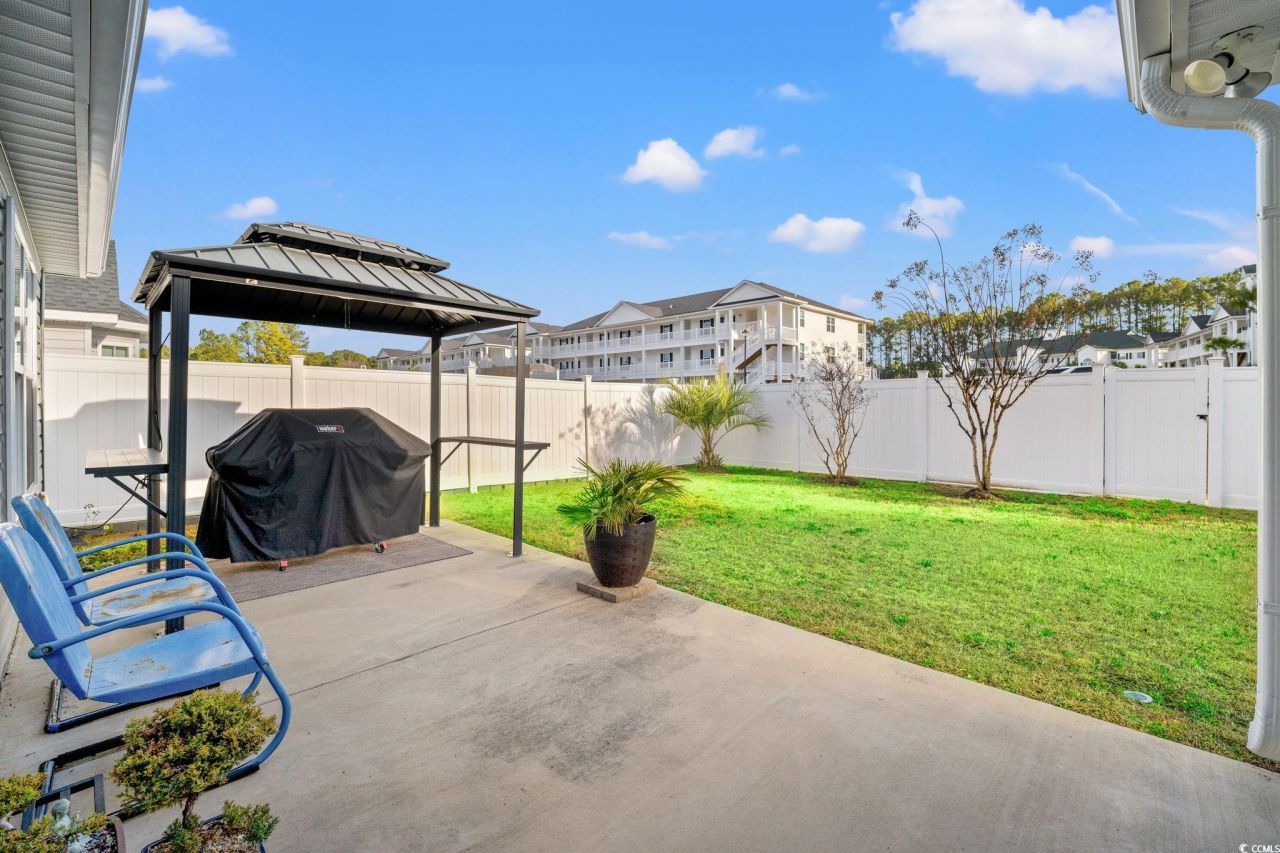 652 Sun Colony Blvd. Photo 30