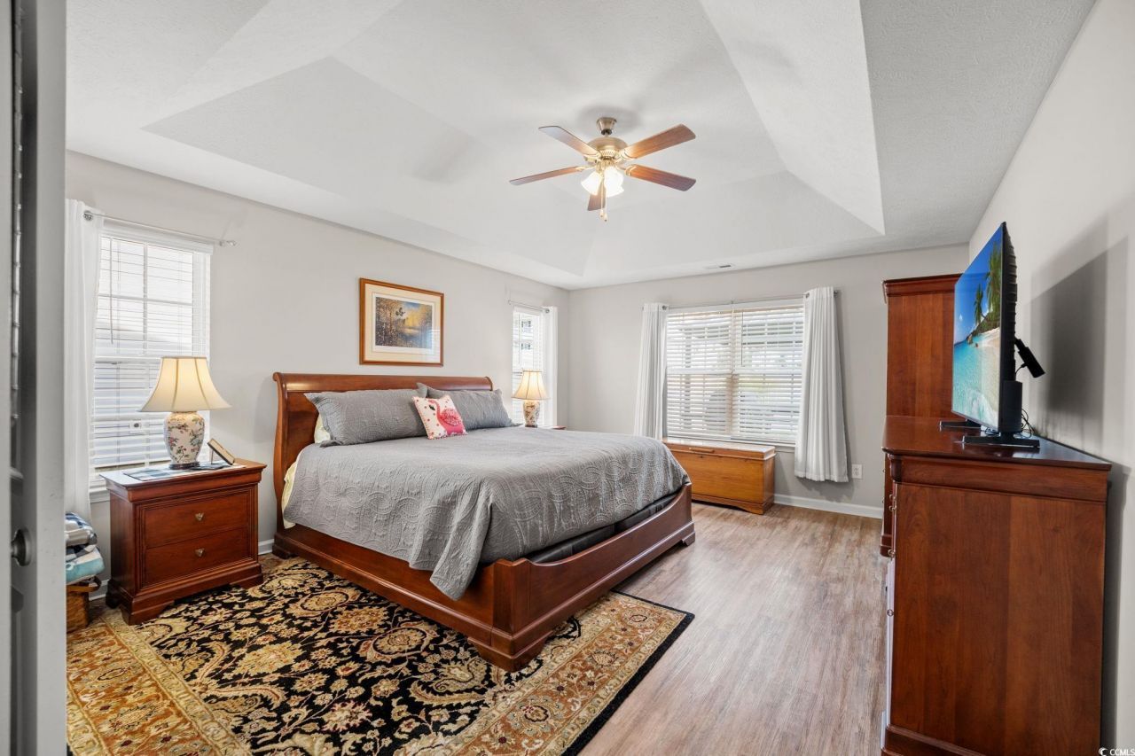 652 Sun Colony Blvd. Photo 7