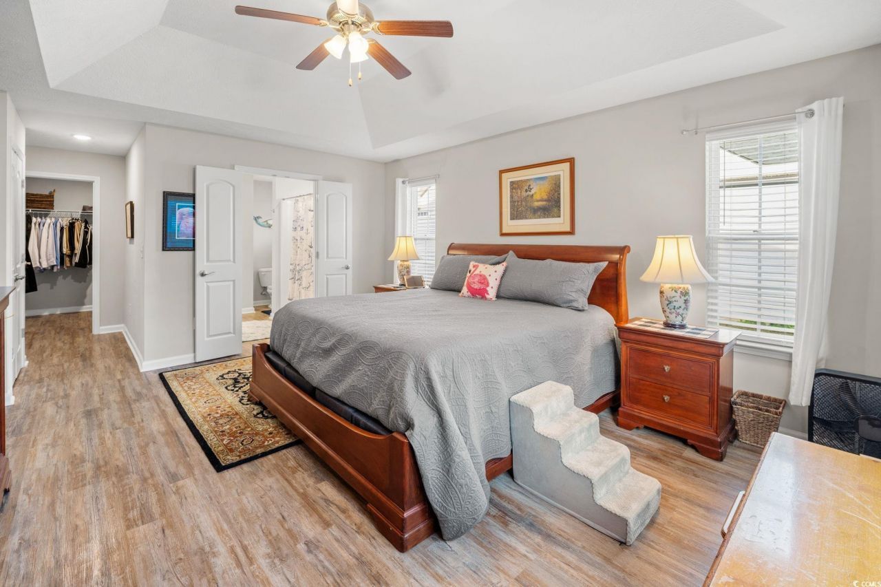 652 Sun Colony Blvd. Photo 9