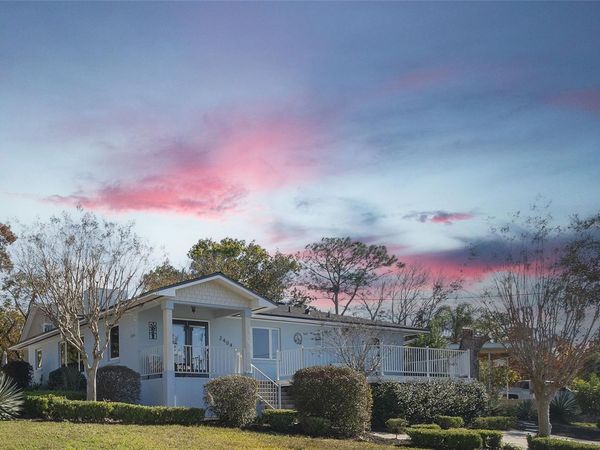 2404 WAYCROSS AVENUE, EUSTIS, FL 32726