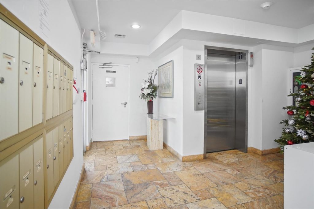 3212 NE 12th Street, Unit 203, Pompano Beach, FL 33062 Photo