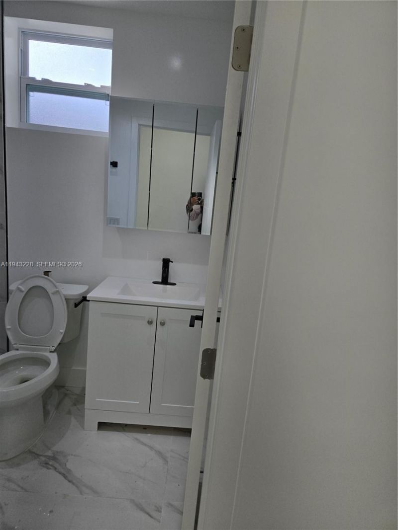 987 NE 145, Unit B, North Miami, FL 33161 Photo