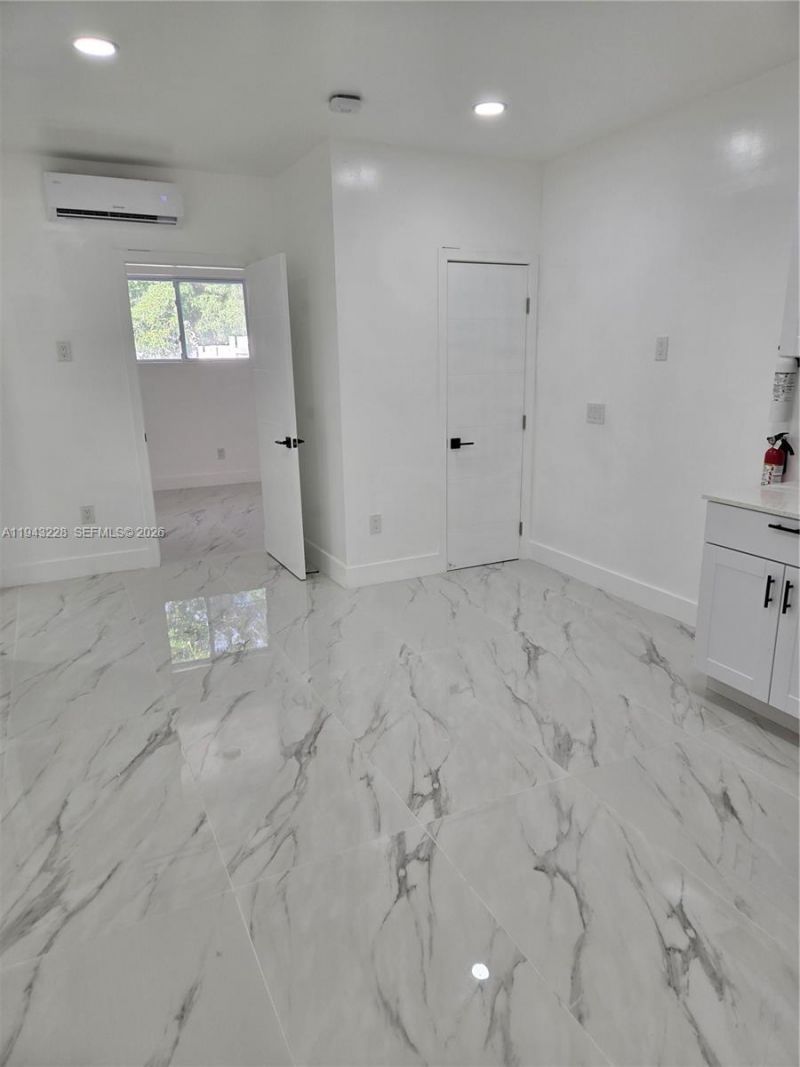 987 NE 145, Unit B, North Miami, FL 33161 Photo