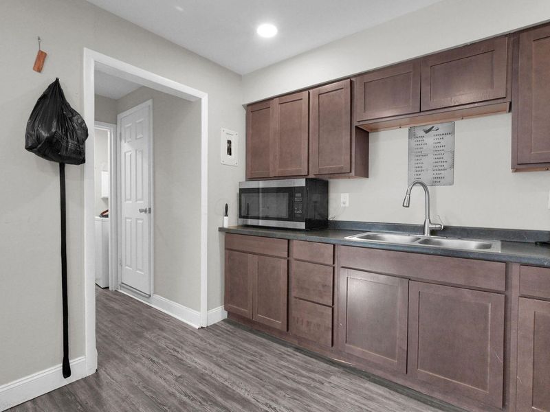 124 Buckeye Circle, Columbus, OH 43217 Photo 12