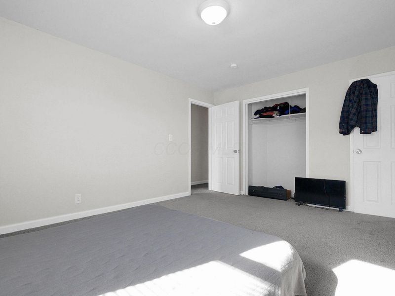 124 Buckeye Circle, Columbus, OH 43217 Photo 16