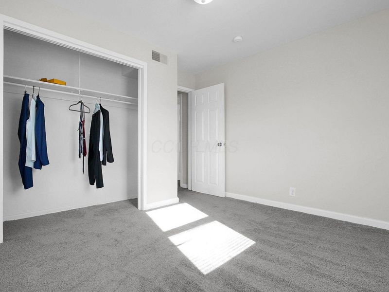 124 Buckeye Circle, Columbus, OH 43217 Photo 18