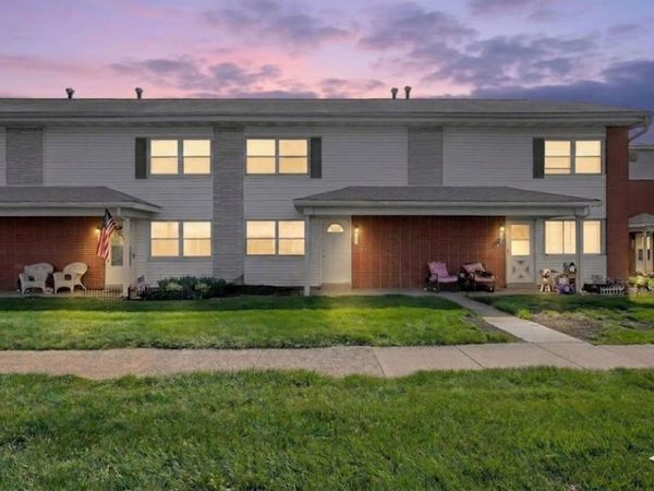 129 Buckeye Circle, Columbus, OH 43217