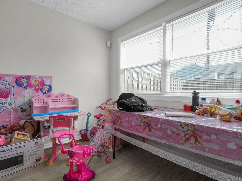 129 Buckeye Circle, Columbus, OH 43217 Photo 17