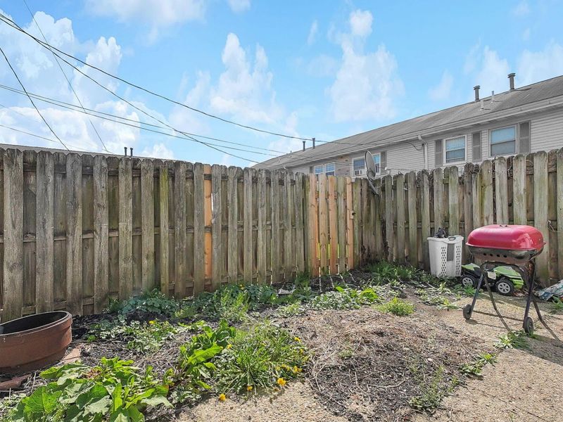 129 Buckeye Circle, Columbus, OH 43217 Photo 24