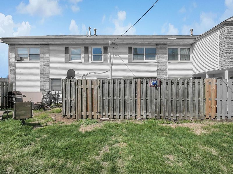 129 Buckeye Circle, Columbus, OH 43217 Photo 25