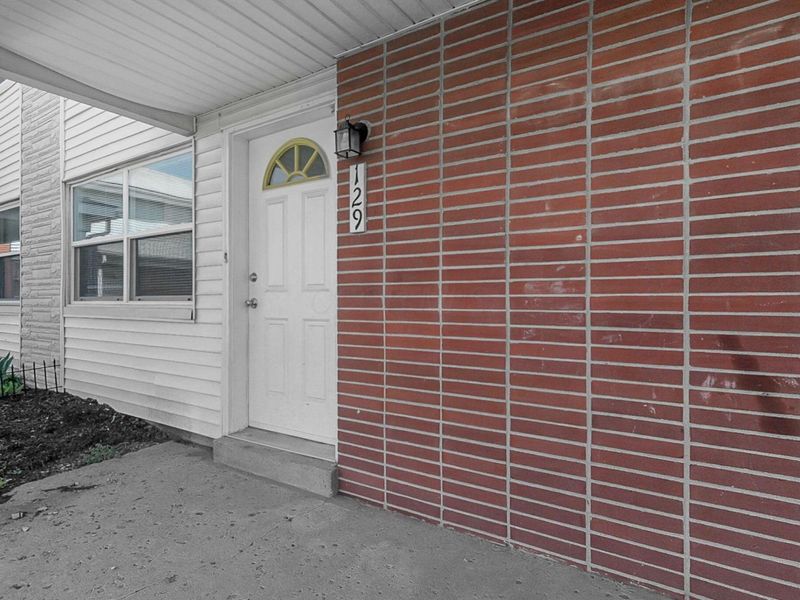 129 Buckeye Circle, Columbus, OH 43217 Photo 6