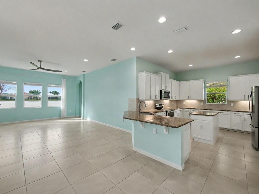 11940 SW Aventino Drive, Port Saint Lucie, FL 34987 Photo
