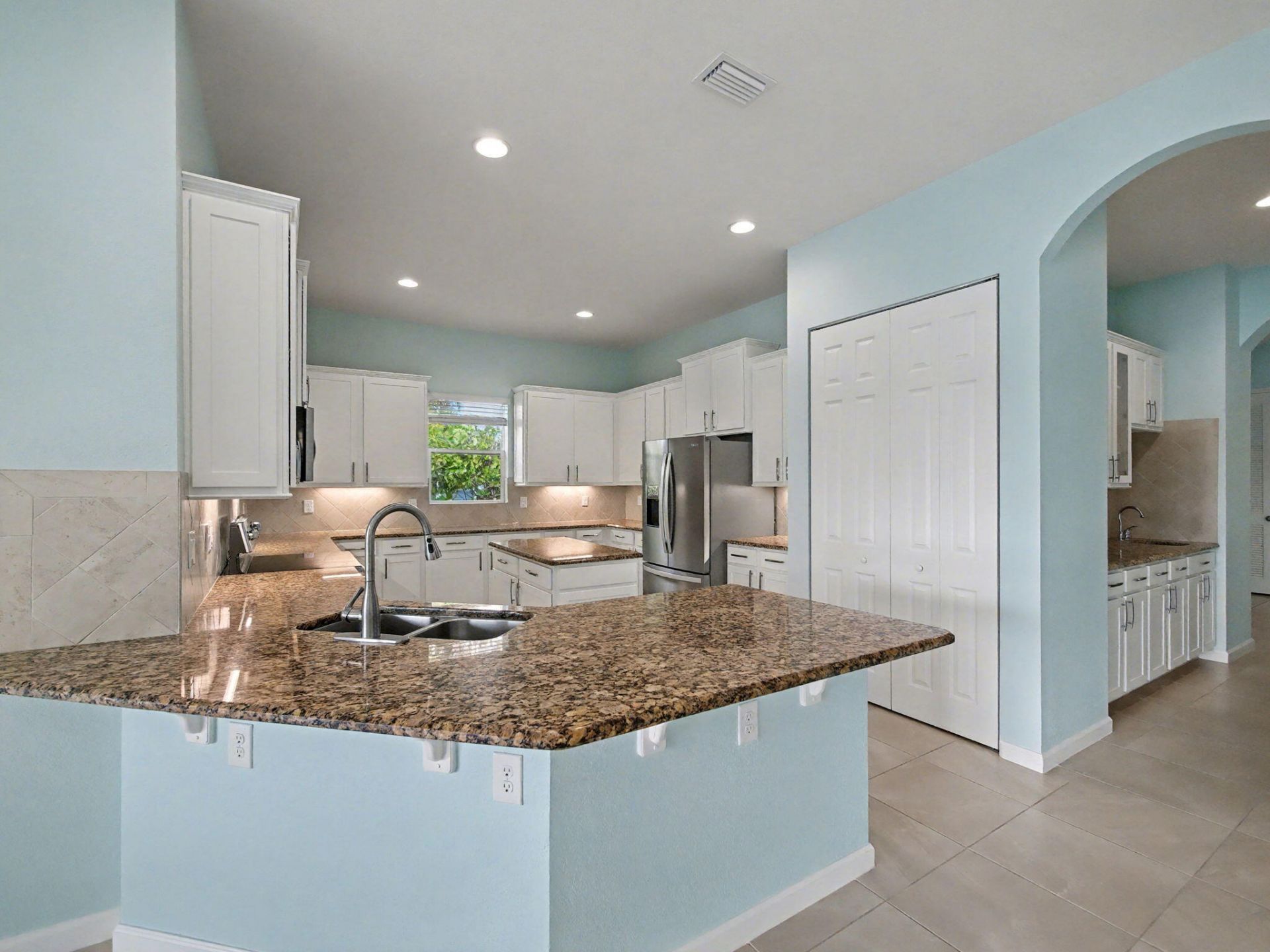 11940 SW Aventino Drive, Port Saint Lucie, FL 34987 Photo