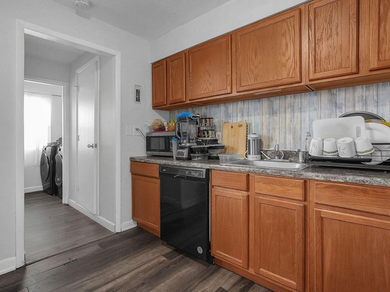 156 Buckeye Circle, Columbus, OH 43217 Photo 10