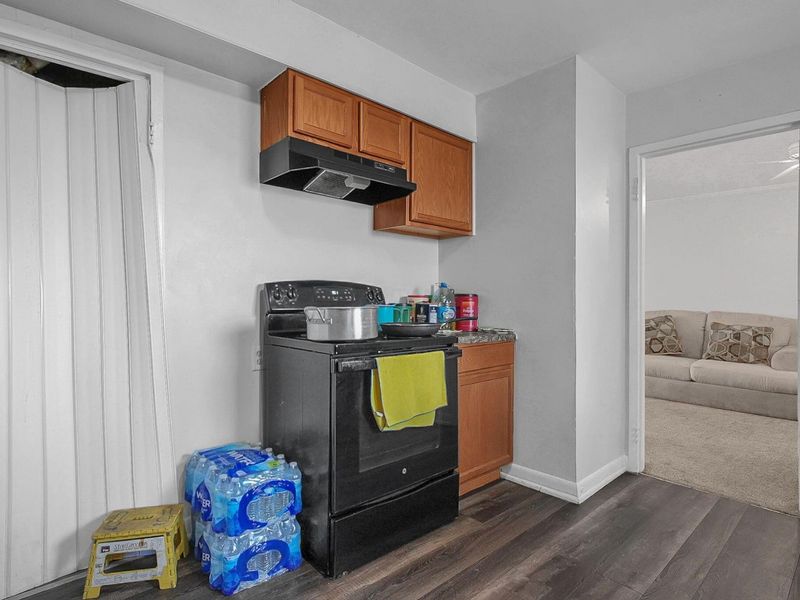 156 Buckeye Circle, Columbus, OH 43217 Photo 11