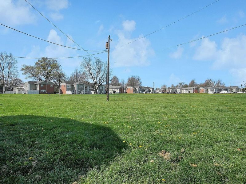 156 Buckeye Circle, Columbus, OH 43217 Photo 22