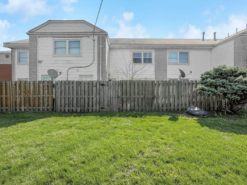 156 Buckeye Circle, Columbus, OH 43217 Photo 23