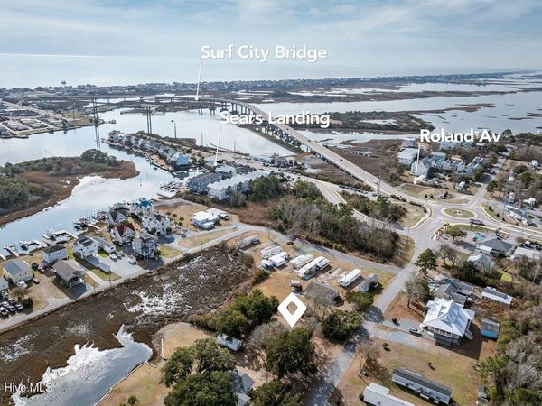 144 Atkinson Point Road, Surf City, NC 28445