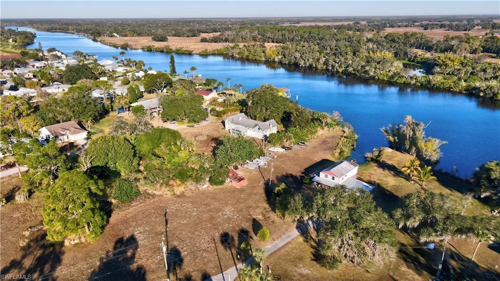 2111 Gardner Ct, Alva, FL 33920 Photo