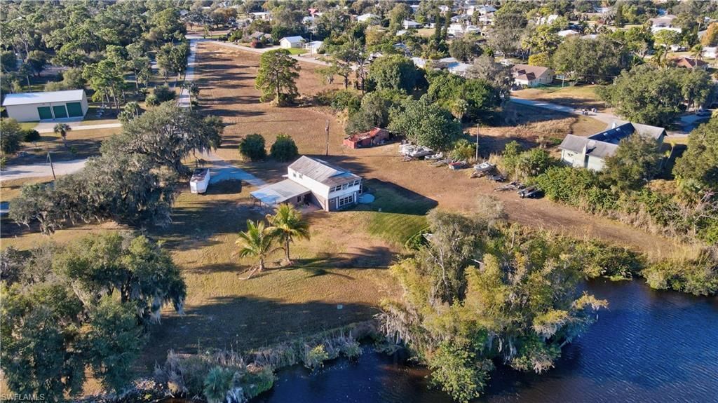 2111 Gardner Ct, Alva, FL 33920 Photo