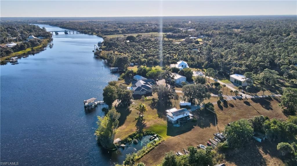 2111 Gardner Ct, Alva, FL 33920 Photo