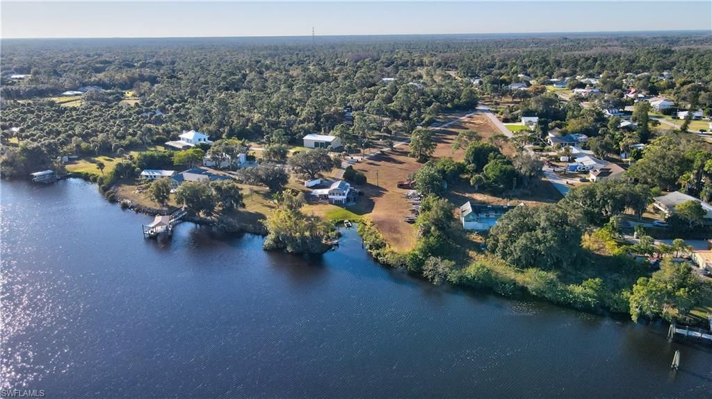 2111 Gardner Ct, Alva, FL 33920 Photo