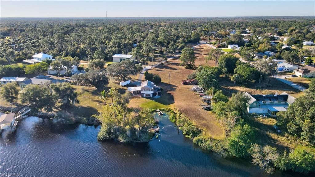 2111 Gardner Ct, Alva, FL 33920 Photo