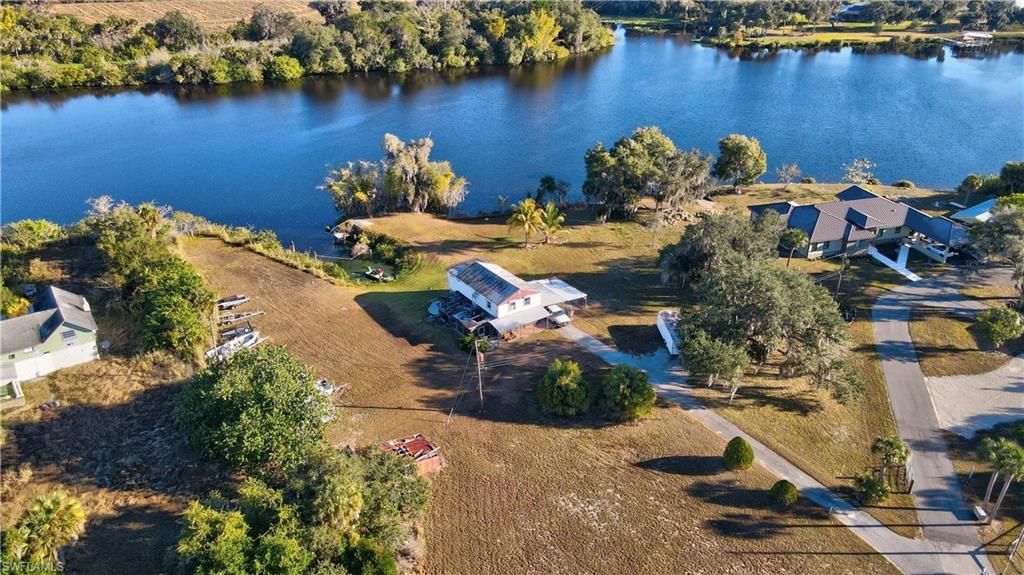 2111 Gardner Ct, Alva, FL 33920 Photo