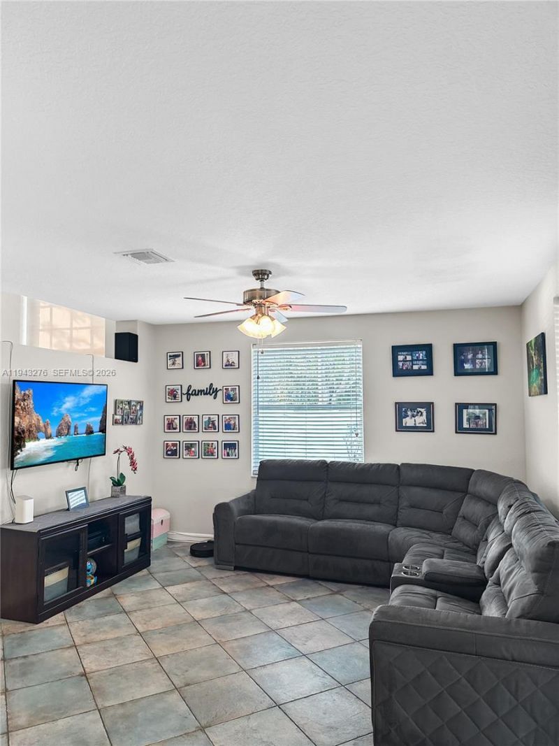 1462 Running Oak Ct, Royal Palm Beach, FL 33411 Photo