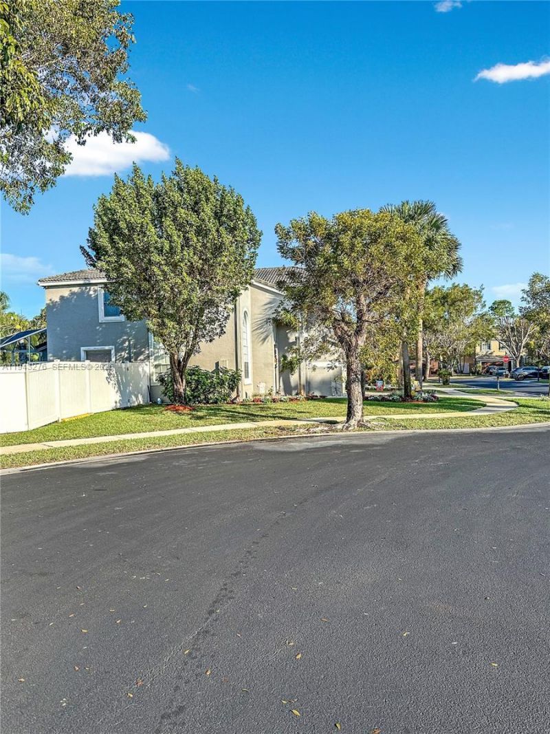 1462 Running Oak Ct, Royal Palm Beach, FL 33411 Photo