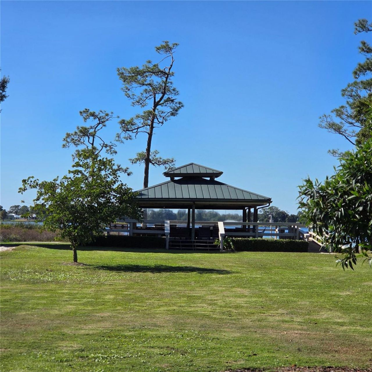 16 Meadowlake Circle S, Lake Placid, FL 33852 Photo