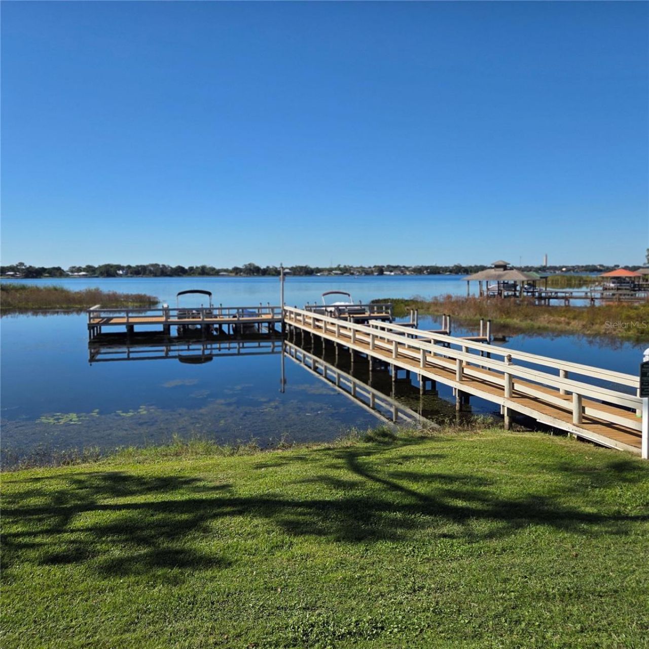 16 Meadowlake Circle S, Lake Placid, FL 33852 Photo