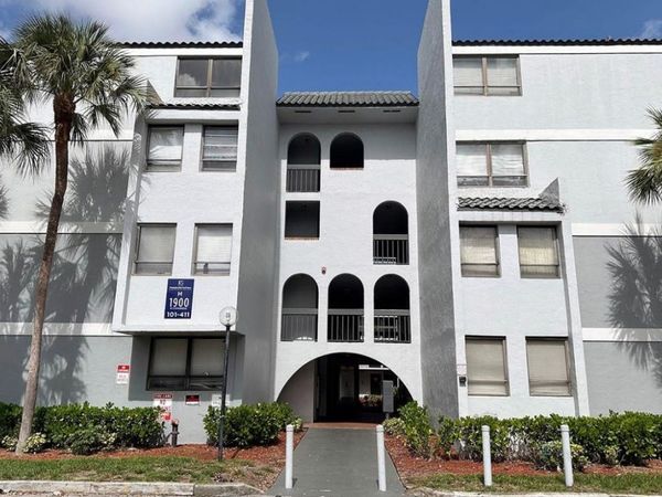1900 N Congress Ave, Unit 407, West Palm Beach, FL 33401