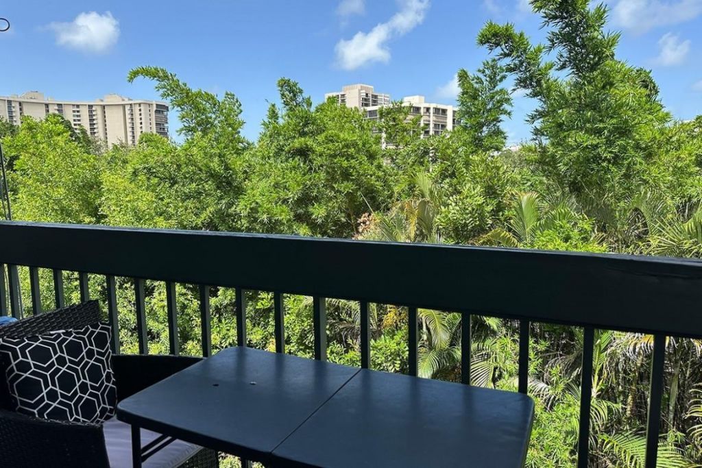 1900 N Congress Ave, Unit 407, West Palm Beach, FL 33401 Photo