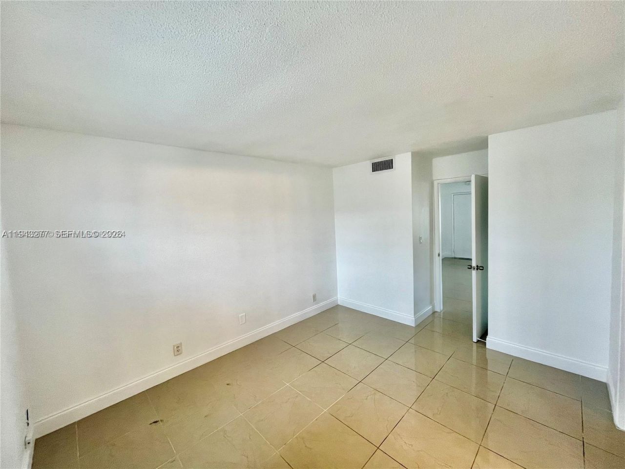 241 SE 9th Ave , Unit 207, Pompano Beach, FL 33060 Photo