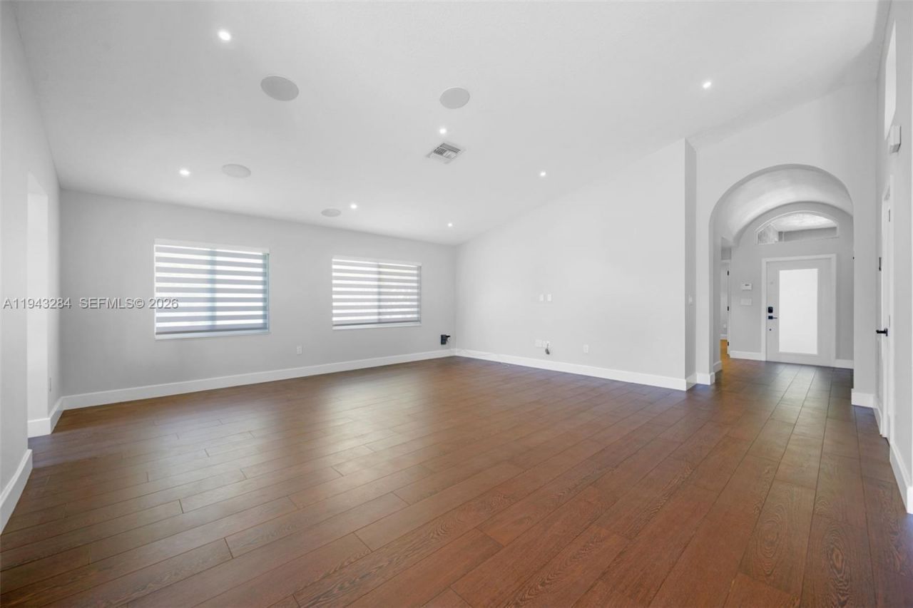 16440 Ruby Lk, Weston, FL 33331 Photo