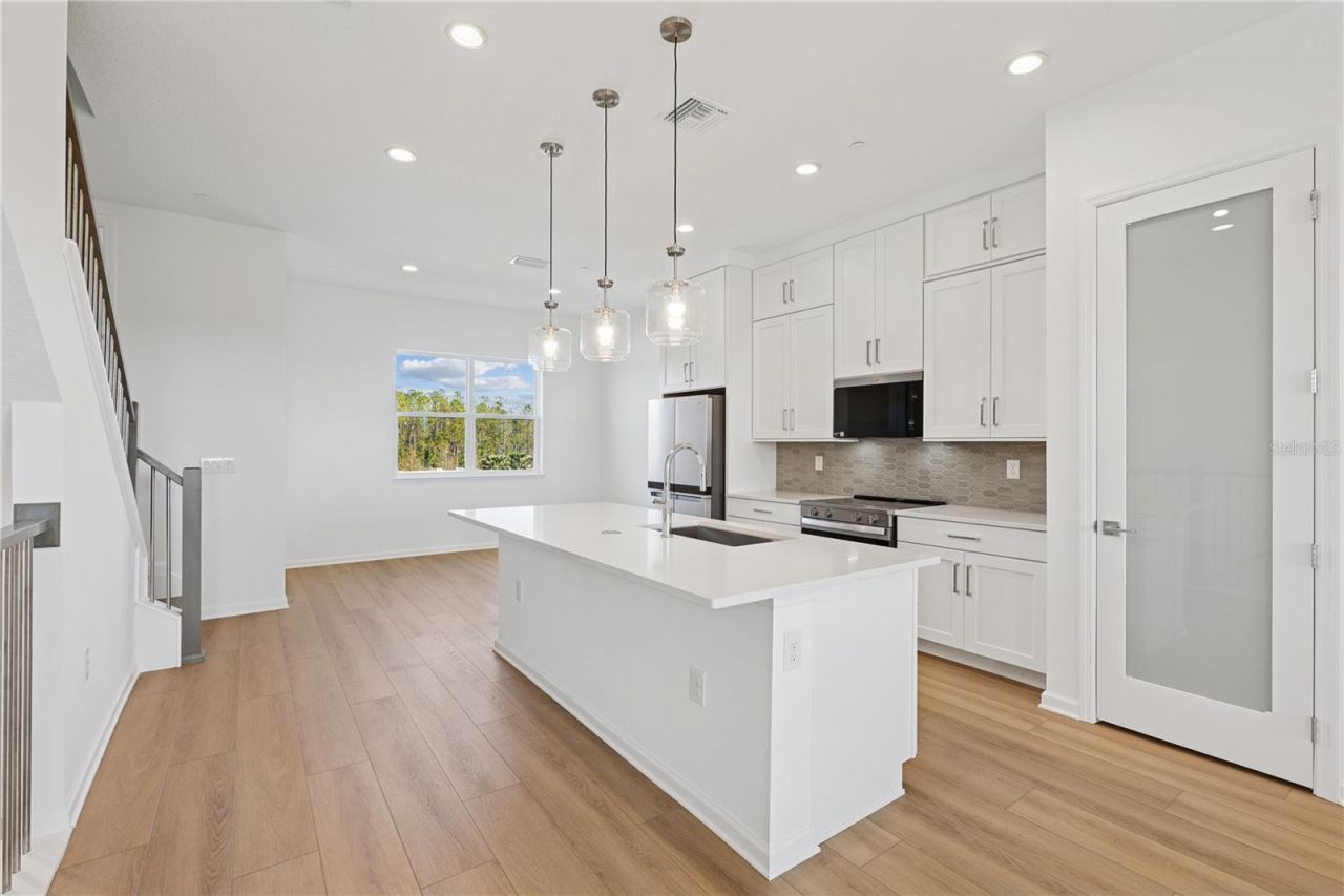 9160 Sinatra Lane, Orlando, FL 32827 Photo