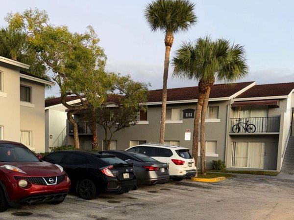 1141 LAKE VICTORIA DRIVE, Unit B, WEST PALM BEACH, FL 33411