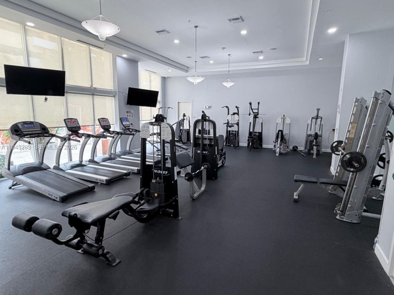 18800 NE 29th Ave , Unit 323, Aventura, FL 33180 Photo