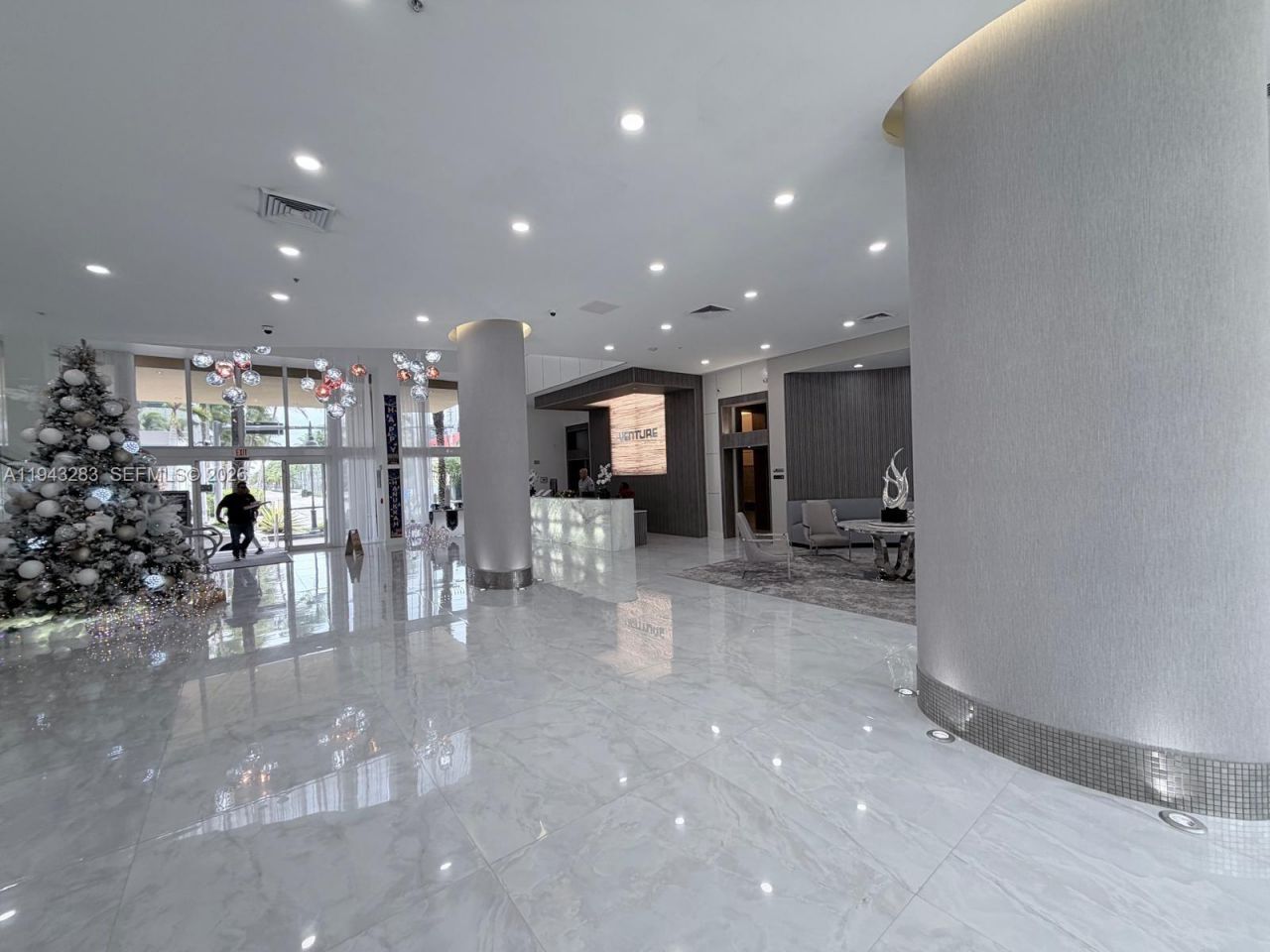 18800 NE 29th Ave , Unit 323, Aventura, FL 33180 Photo