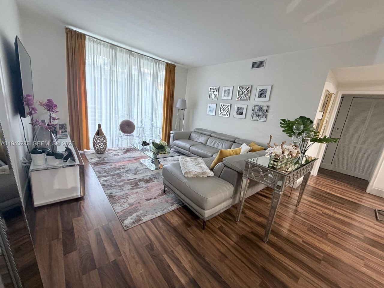 18800 NE 29th Ave , Unit 323, Aventura, FL 33180 Photo