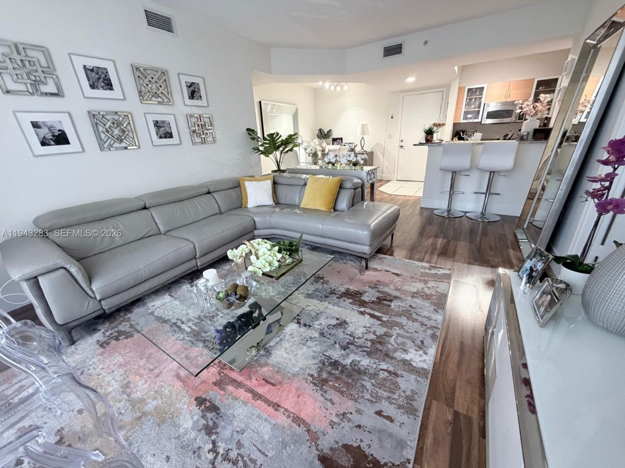 18800 NE 29th Ave , Unit 323, Aventura, FL 33180 Photo