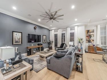 7333 Valley View Lane, Unit 902, Dallas, TX 75240