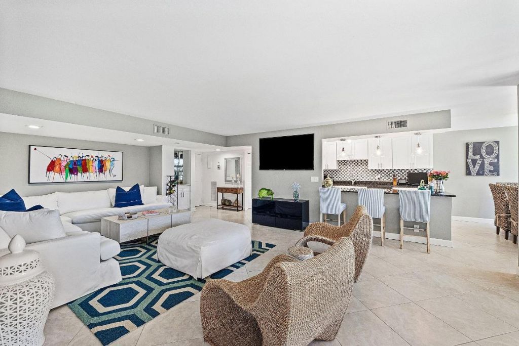 800 E Jeffery Street, Unit 106, Boca Raton, FL 33487 Photo