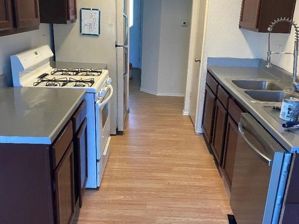 1203 York Castle DR, Pflugerville, TX 78660