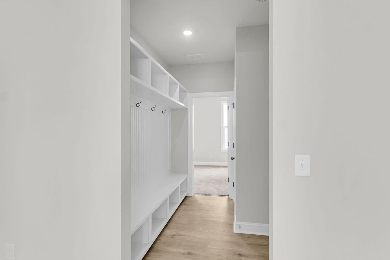 724 Maynard Lane Photo 13