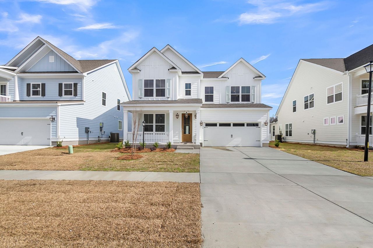 724 Maynard Lane Photo 2